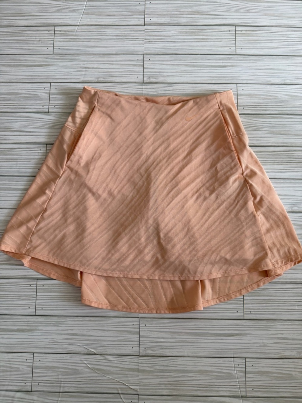 Nike | Breathe Fairway Golf Skort Light Orange / Peach - Size XS - Picture 4 of 8